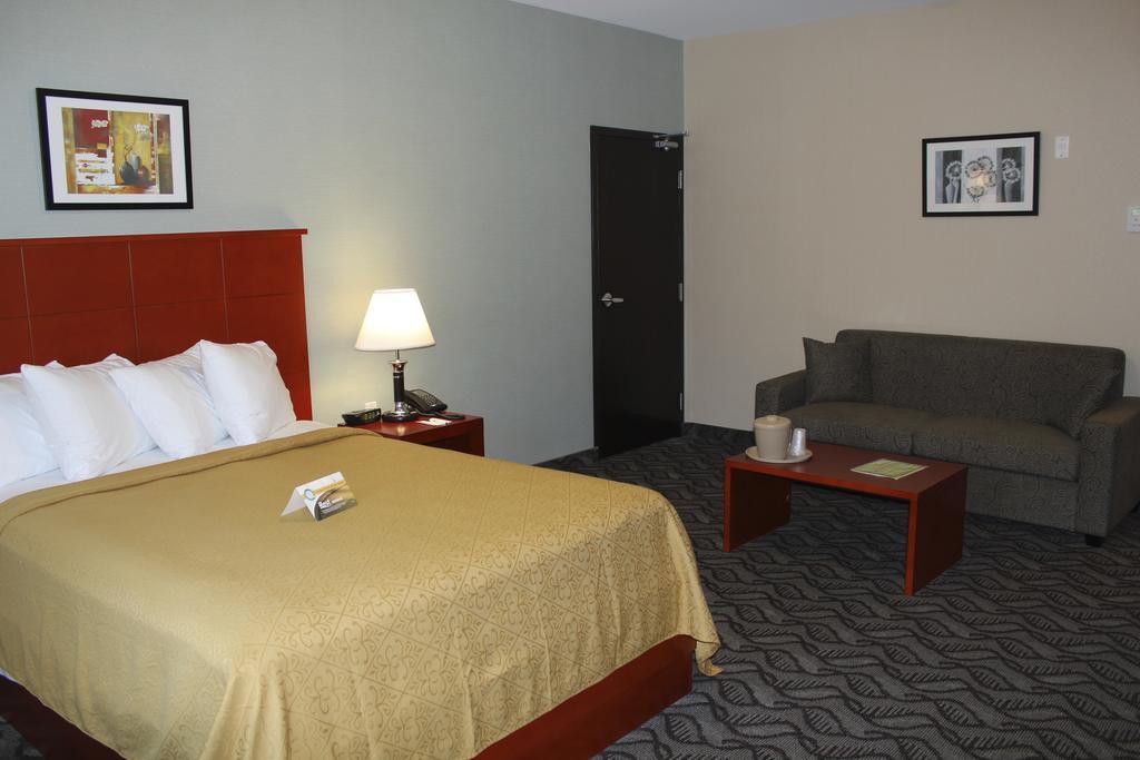 Quality Inn Southampton Extérieur photo