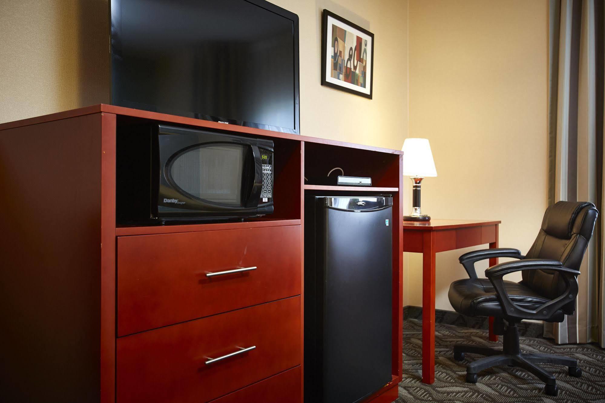 Quality Inn Southampton Extérieur photo