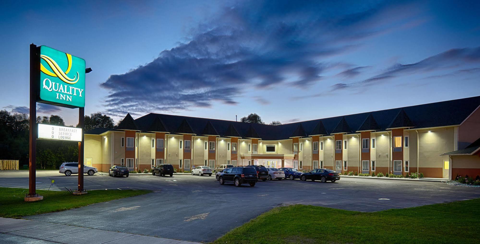 Quality Inn Southampton Extérieur photo